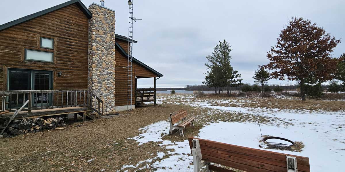 Castle Rock Lake short term rental exterior fire pit